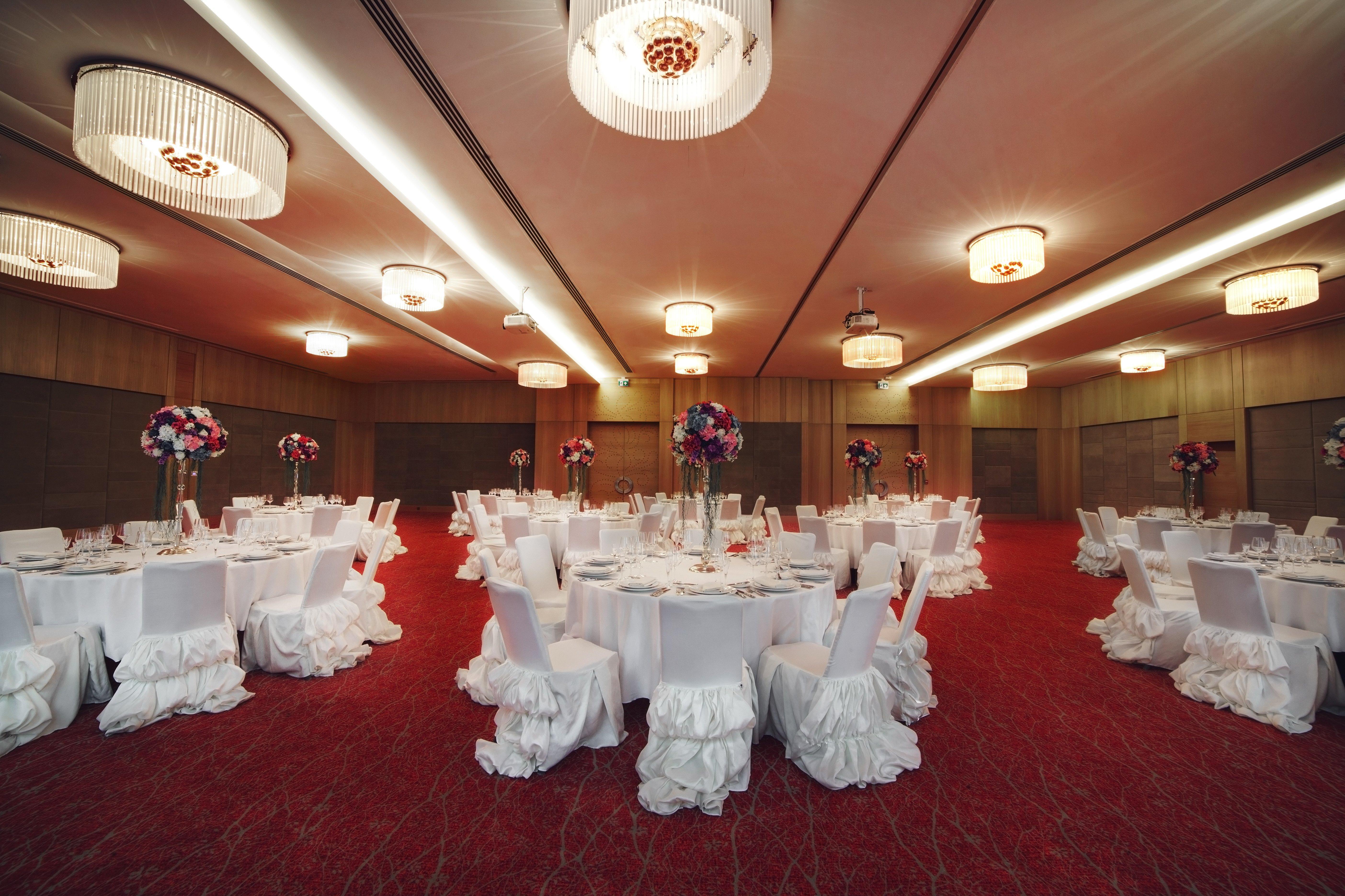 By Ihg 4*