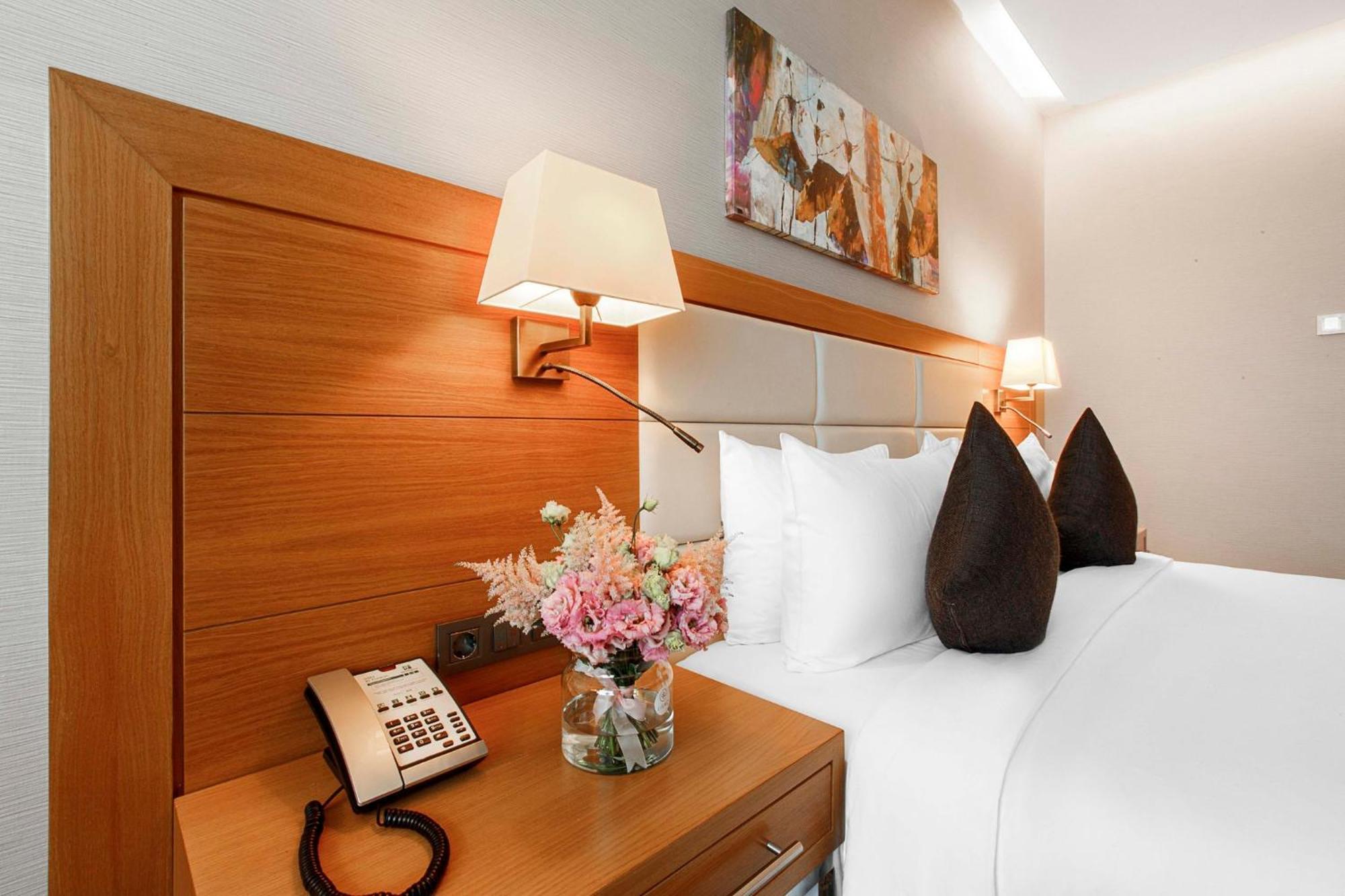 By Ihg 4* באקו
