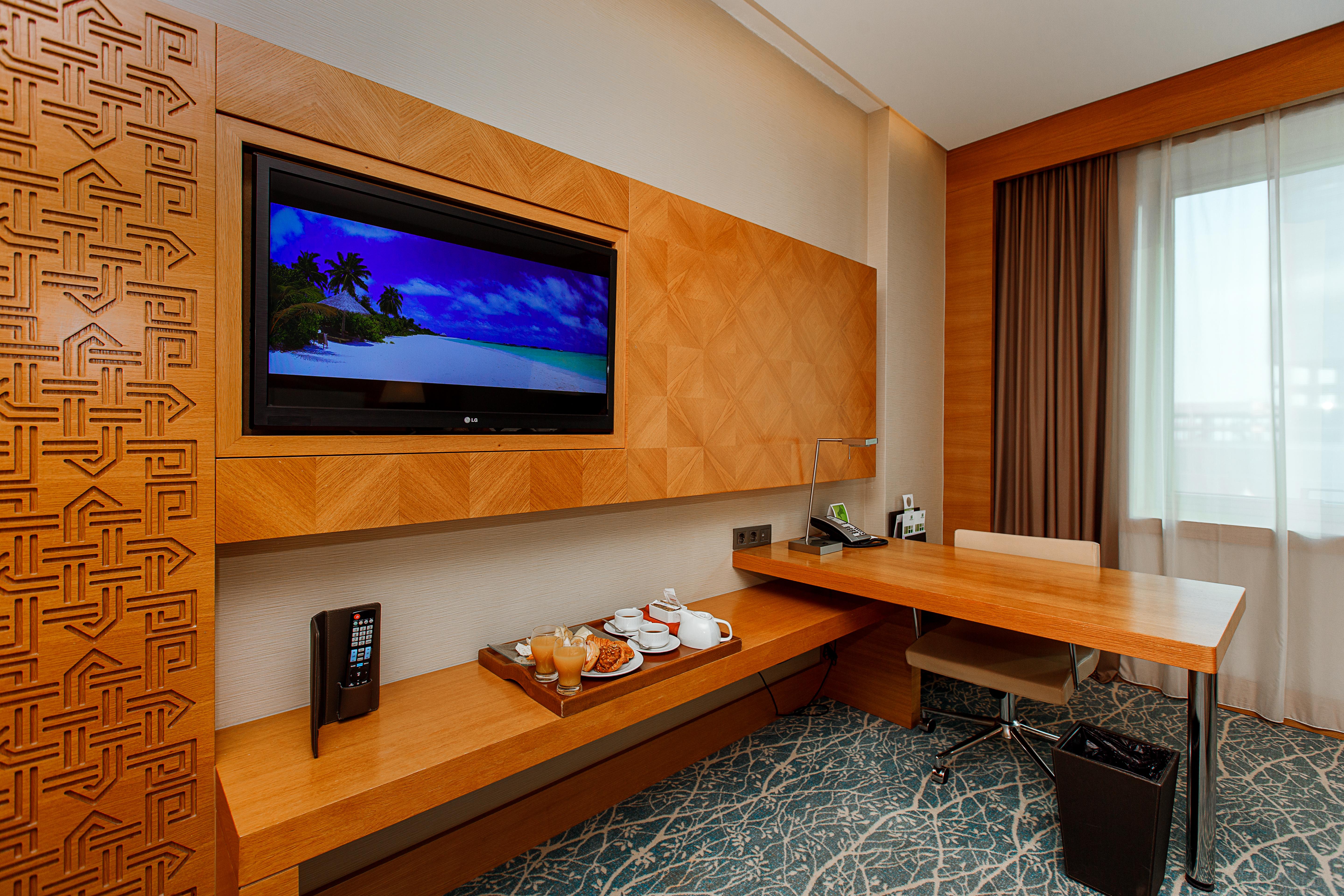 By Ihg Baku