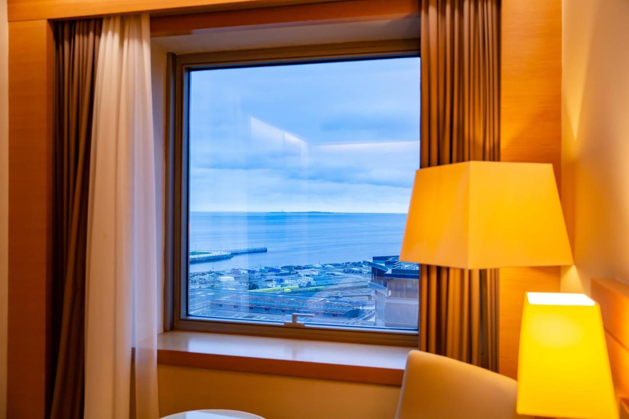 By Ihg 4*